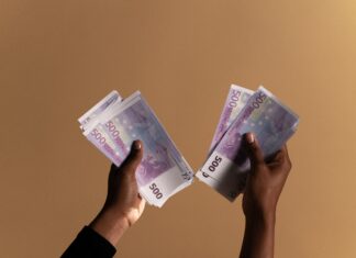 Vyznáte se ve své výplatní pásce? Dívejte, vysvětlíme každé jedno číslo …